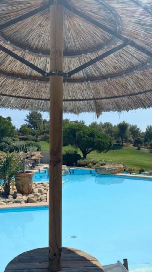 Hameau Des Amandiers Vue Mer - Piscine, Golf Et Tennis Prive Сен Сир сюр Мер Екстериор снимка